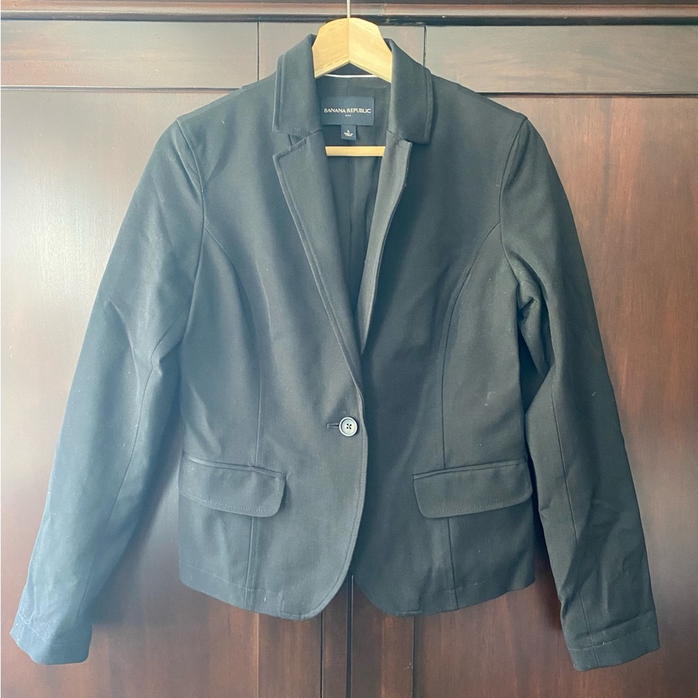 Banana Republic Basic Black Blazer, Size 6